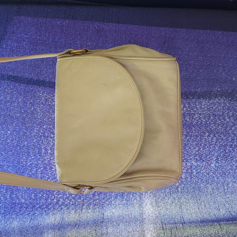 Albert Nipon White Leather Crossbody Bag Purse